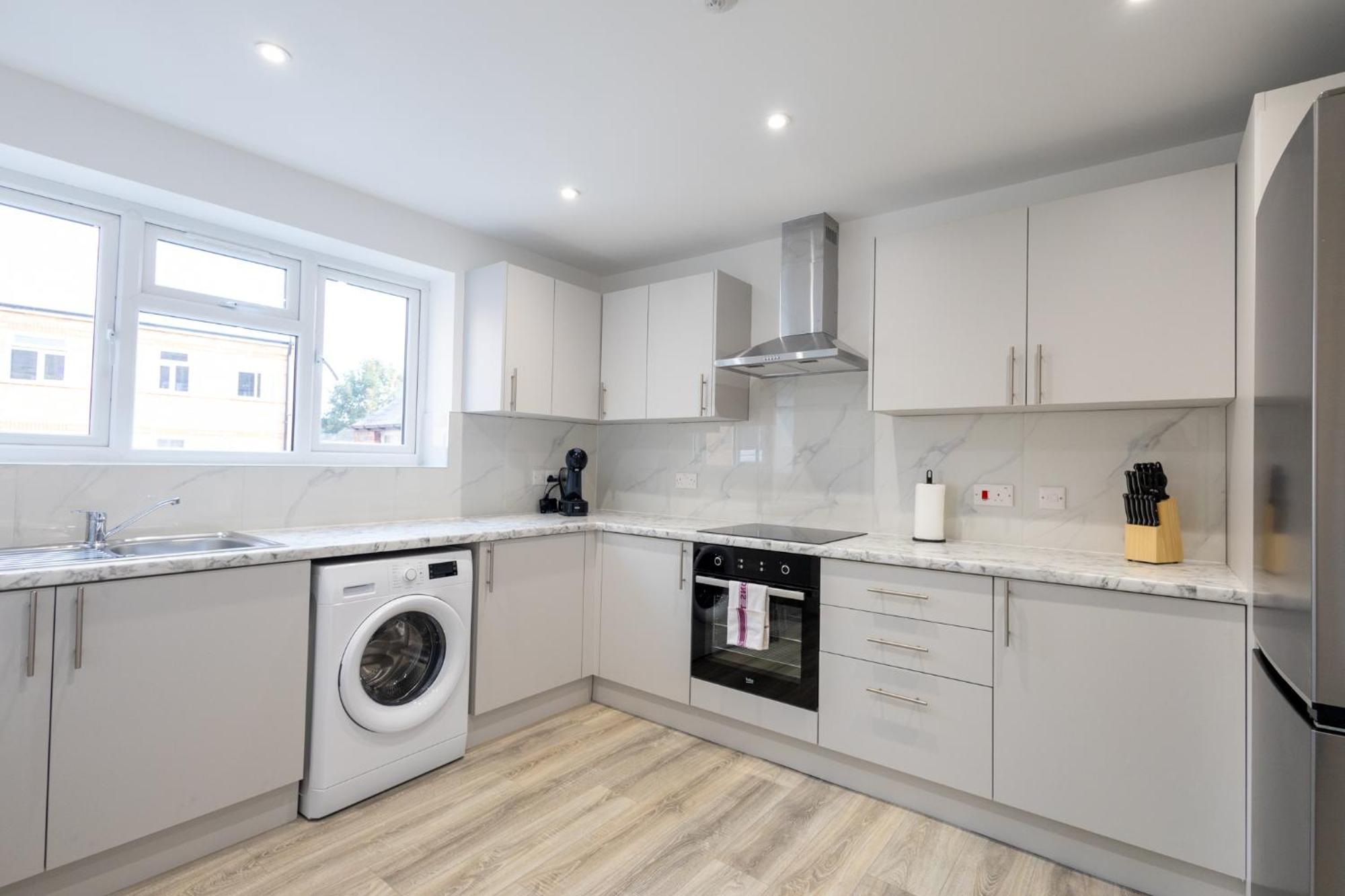 Stylist 2Bd Flat Watford Central Exterior photo